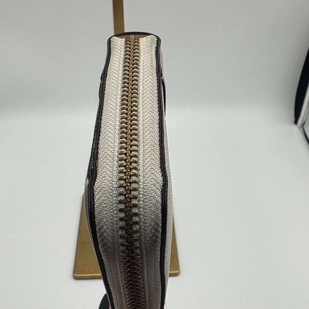 Kate Spade Cream and Tan Wallet - Picture 5 of 8